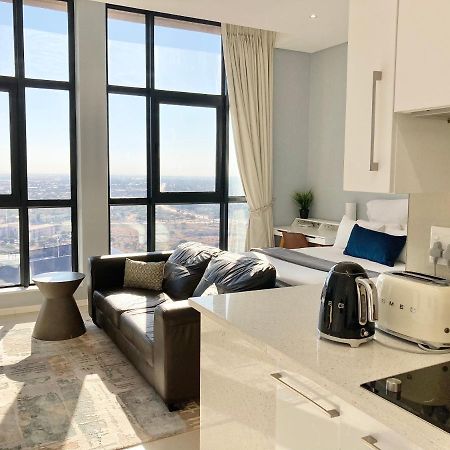Urban Awe Apartment-Itowers 23Rd Floor Gaborone Extérieur photo